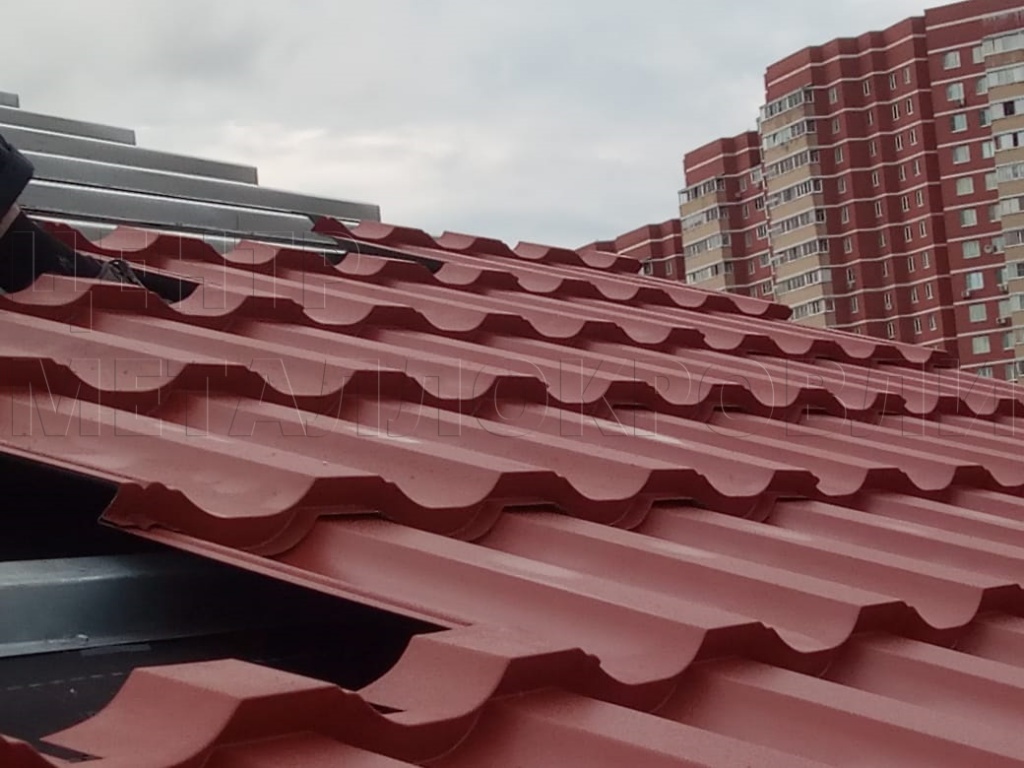 Металлочерепица Геркулес 8004 терракотовый Стальной Бархат от Центра Металлокровли в Ханты-Мансийске